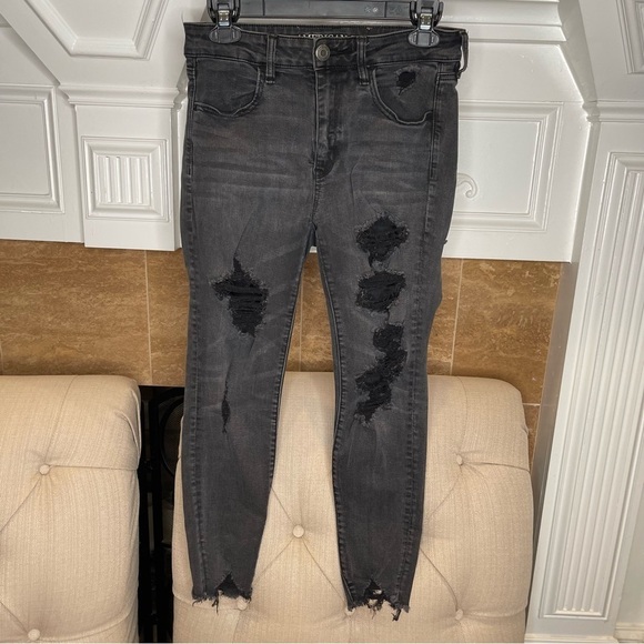 V: AMERICAN EAGLE • Super Stretch X Hi-Rise Jegging Faded Black Distressed Jeans - Picture 1 of 12